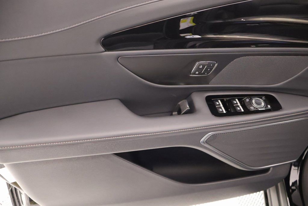 New 2026 Lincoln Nautilus Premier w/ Jet Appearance Package image 15