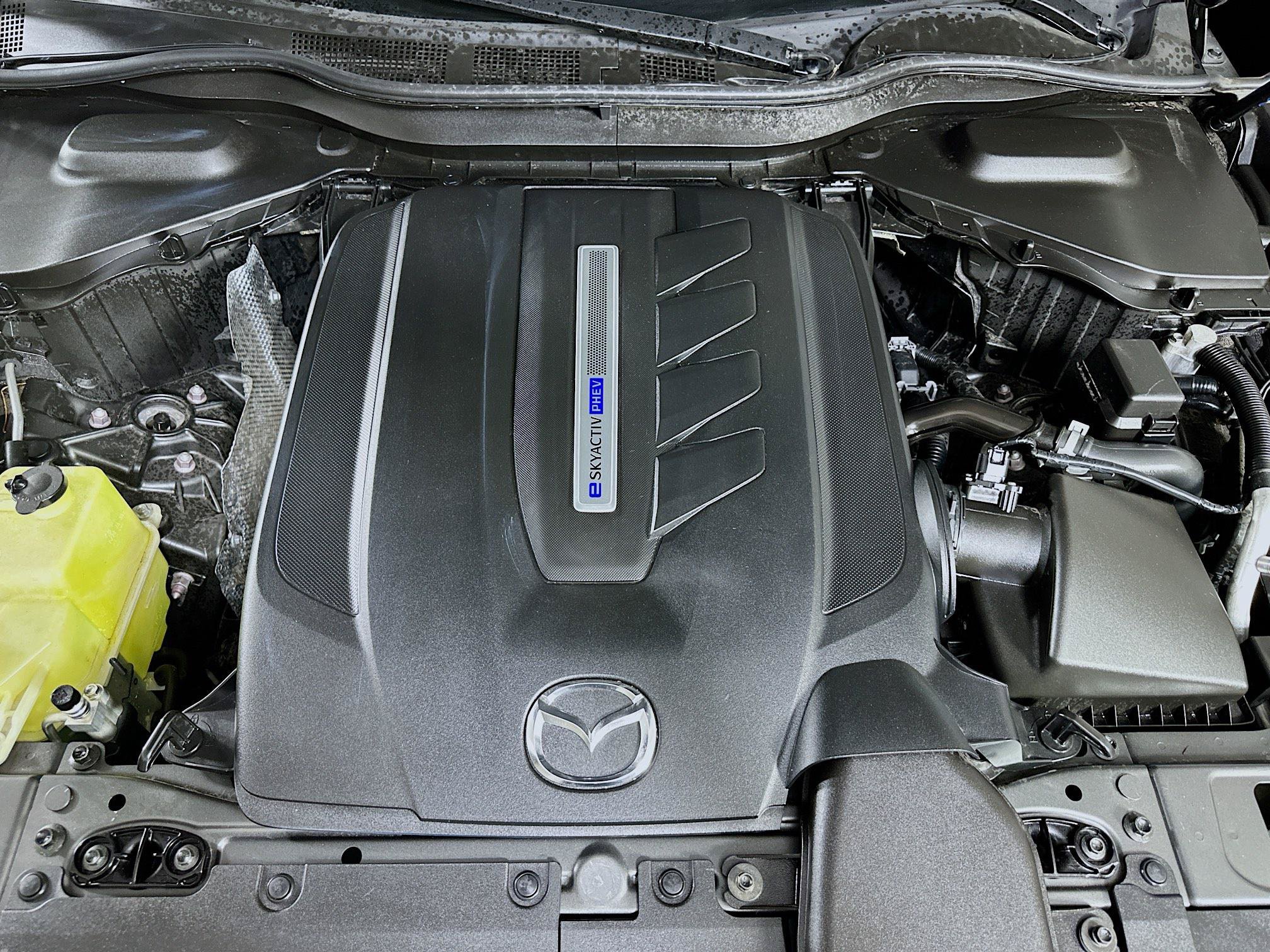 Used 2024 MAZDA CX-90 Plug-In Hybrid w/ Preferred AWD/4WD image 36