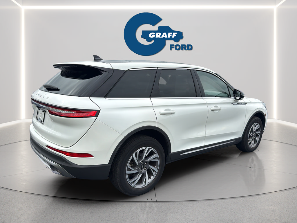 Used 2023 Lincoln Corsair AWD w/ Equipment Group 101A image 6