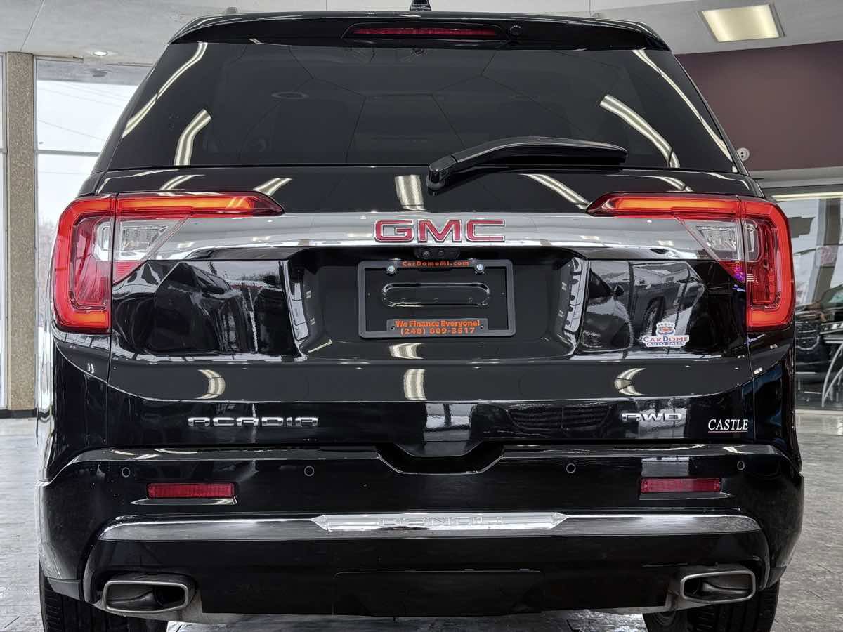 Used 2023 GMC Acadia Denali w/ Denali Ultimate Package AWD/4WD image 32