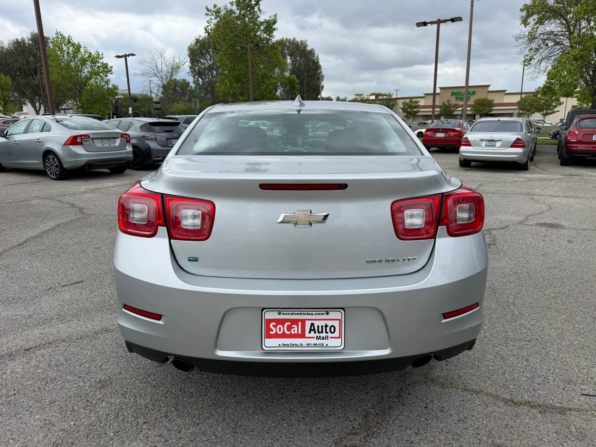 Used 2016 Chevrolet Malibu LTZ FWD image 4