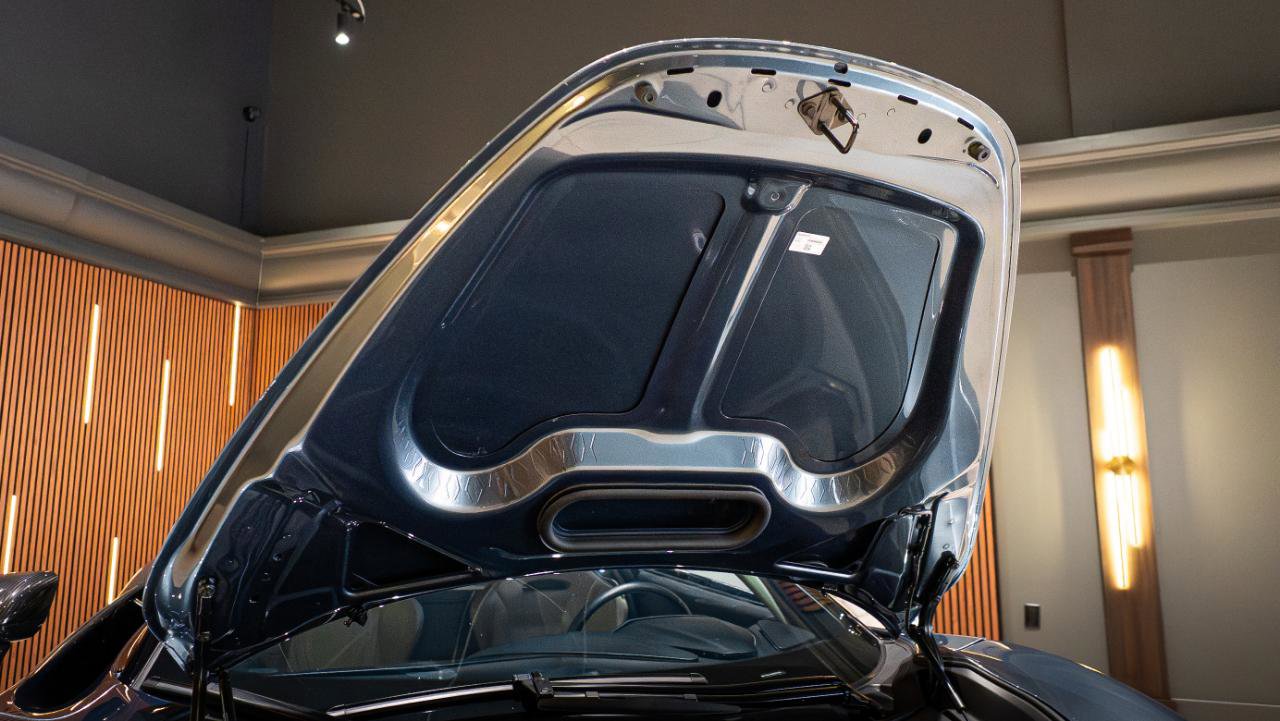 Used 2018 McLaren 720S Luxury RWD image 32