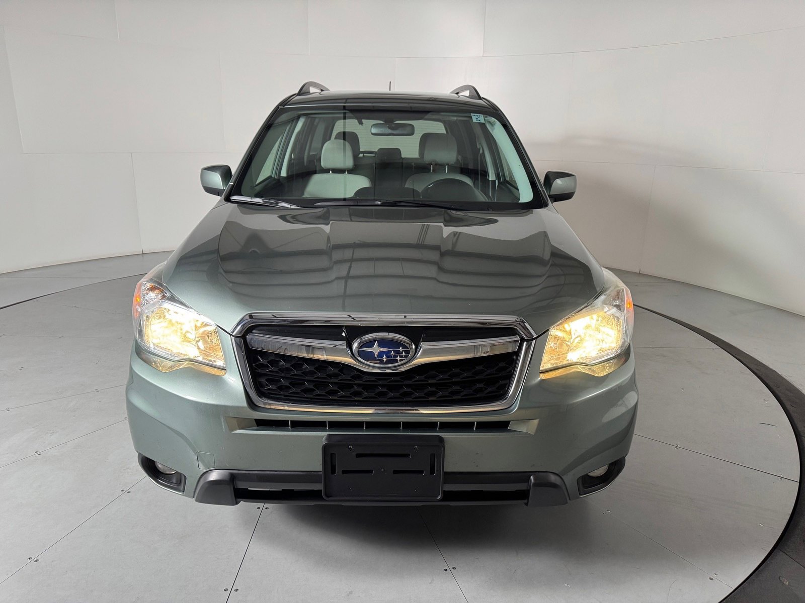 Used 2014 Subaru Forester 2.5i Premium w/ All-Weather Package AWD/4WD image 8