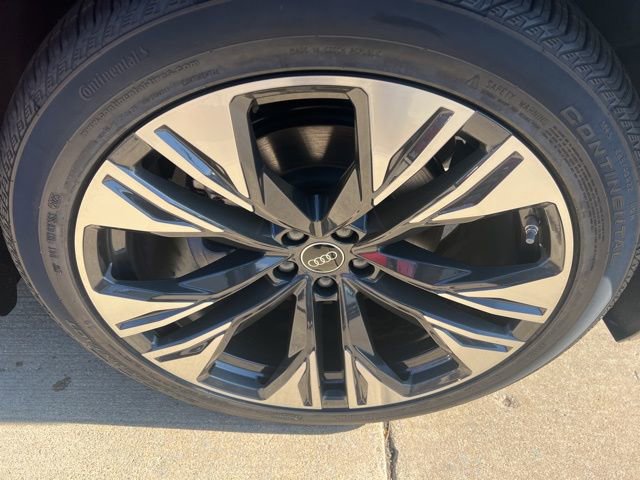 New 2026 Audi Q8 Premium Plus image 10