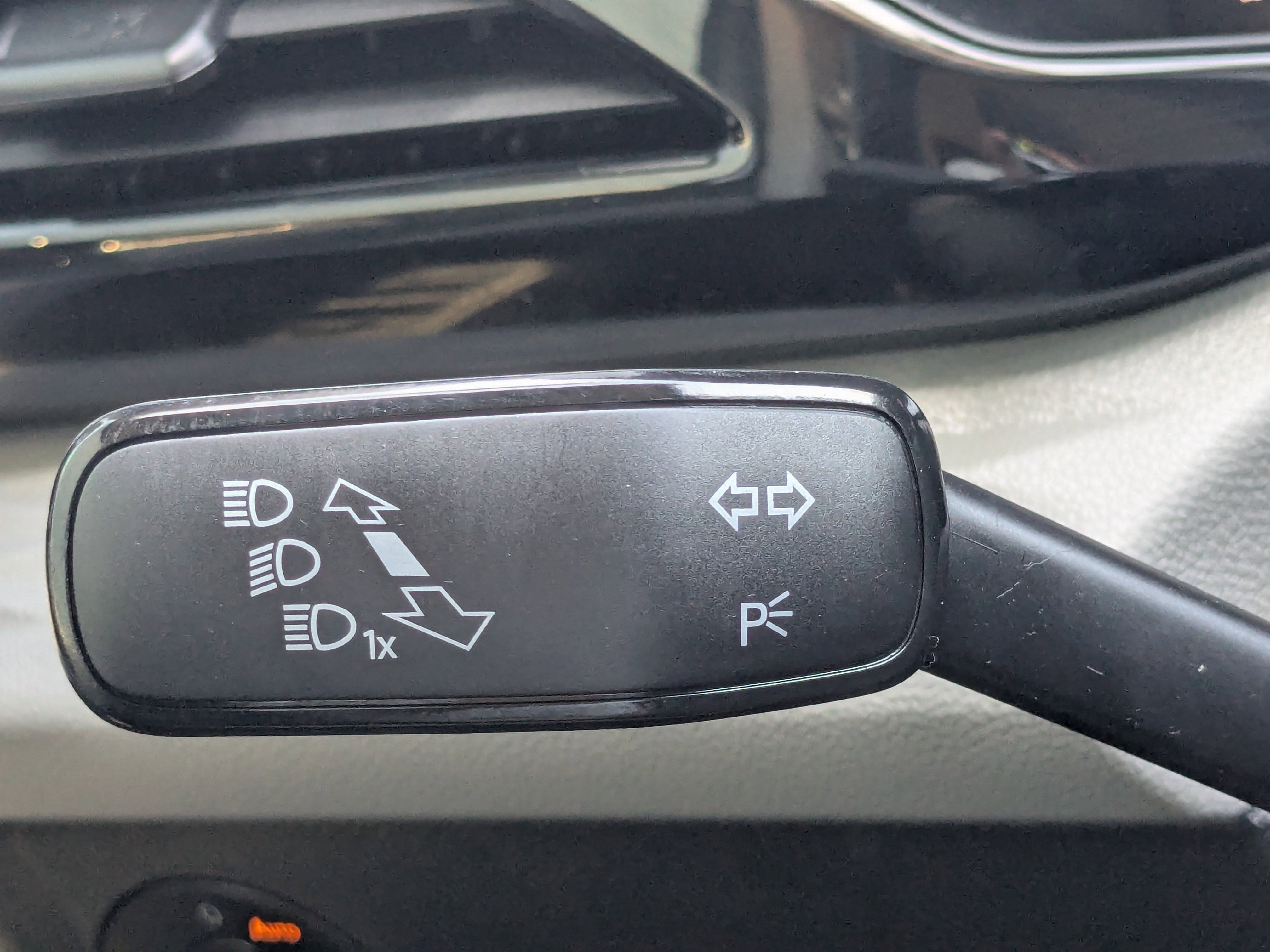 Used 2023 Volkswagen Taos S image 29