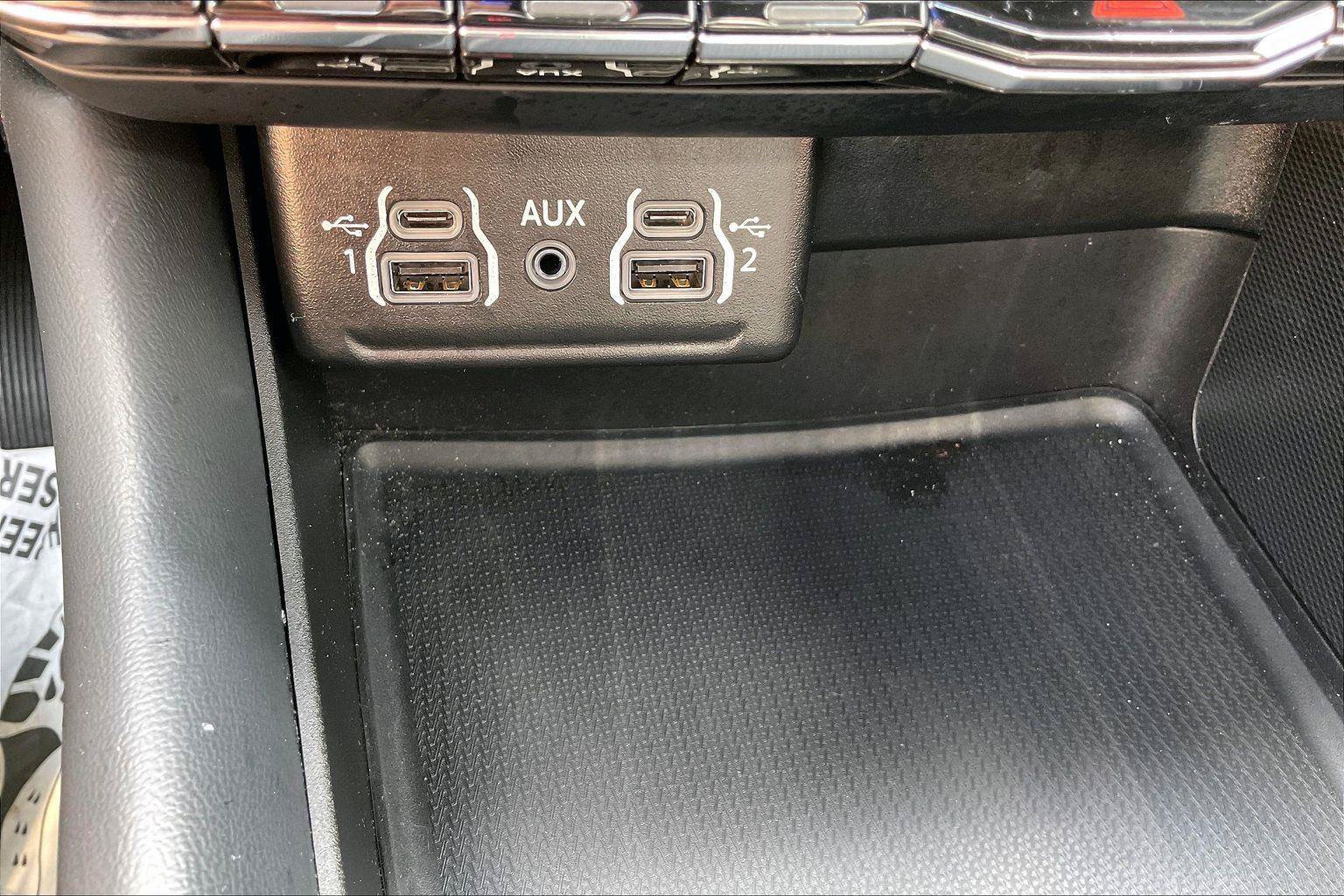 Used 2023 Dodge Durango GT AWD/4WD image 31