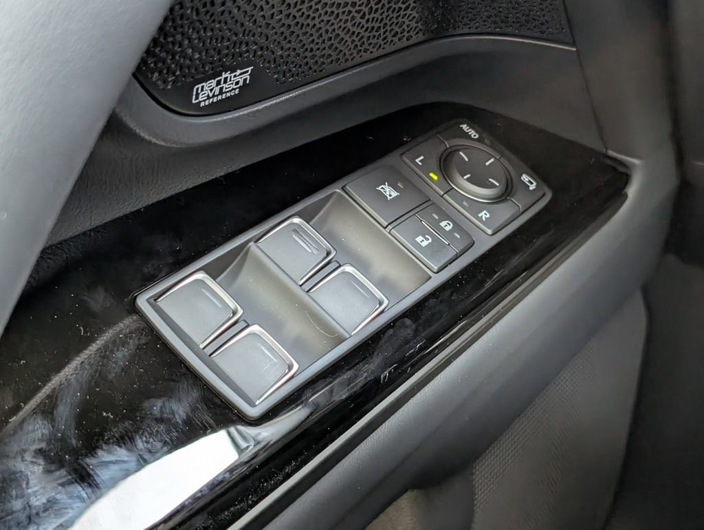 New 2025 Lexus LX 600 4WD w/ Luxury Package image 15