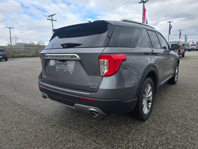 Used 2024 Ford Explorer Limited AWD/4WD image 3
