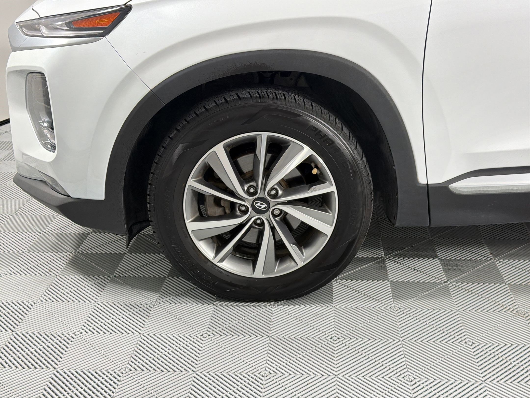 Used 2020 Hyundai Santa Fe SEL w/ Convenience Package image 12