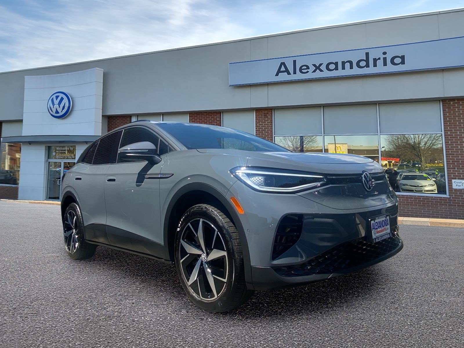 Used 2023 Volkswagen ID.4 Pro S AWD/4WD image 1