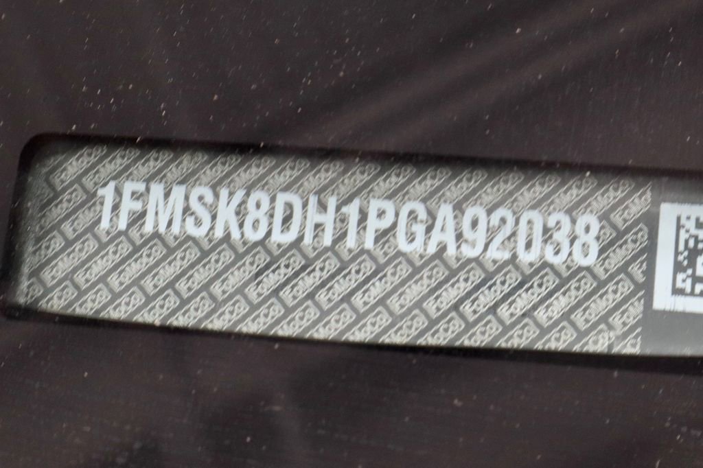 Used 2023 Ford Explorer XLT w/ Equipment Group 202A AWD/4WD image 36