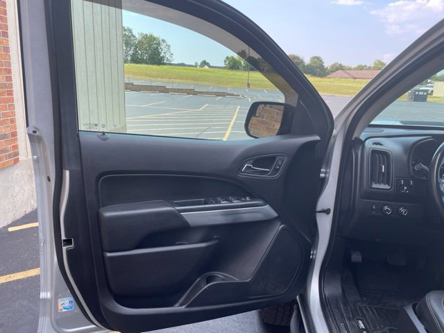 Used 2019 Chevrolet Colorado ZR2 AWD/4WD image 23