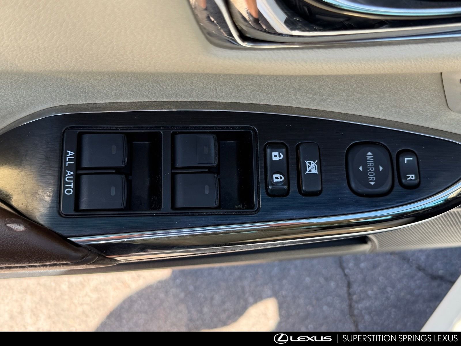 Used 2018 Toyota Avalon Touring w/ Carpet Mat Package image 18