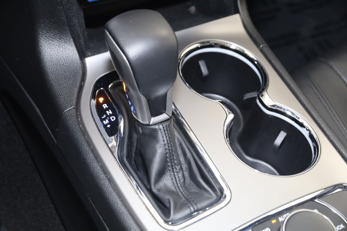 Used 2021 Jeep Grand Cherokee Limited AWD/4WD image 7