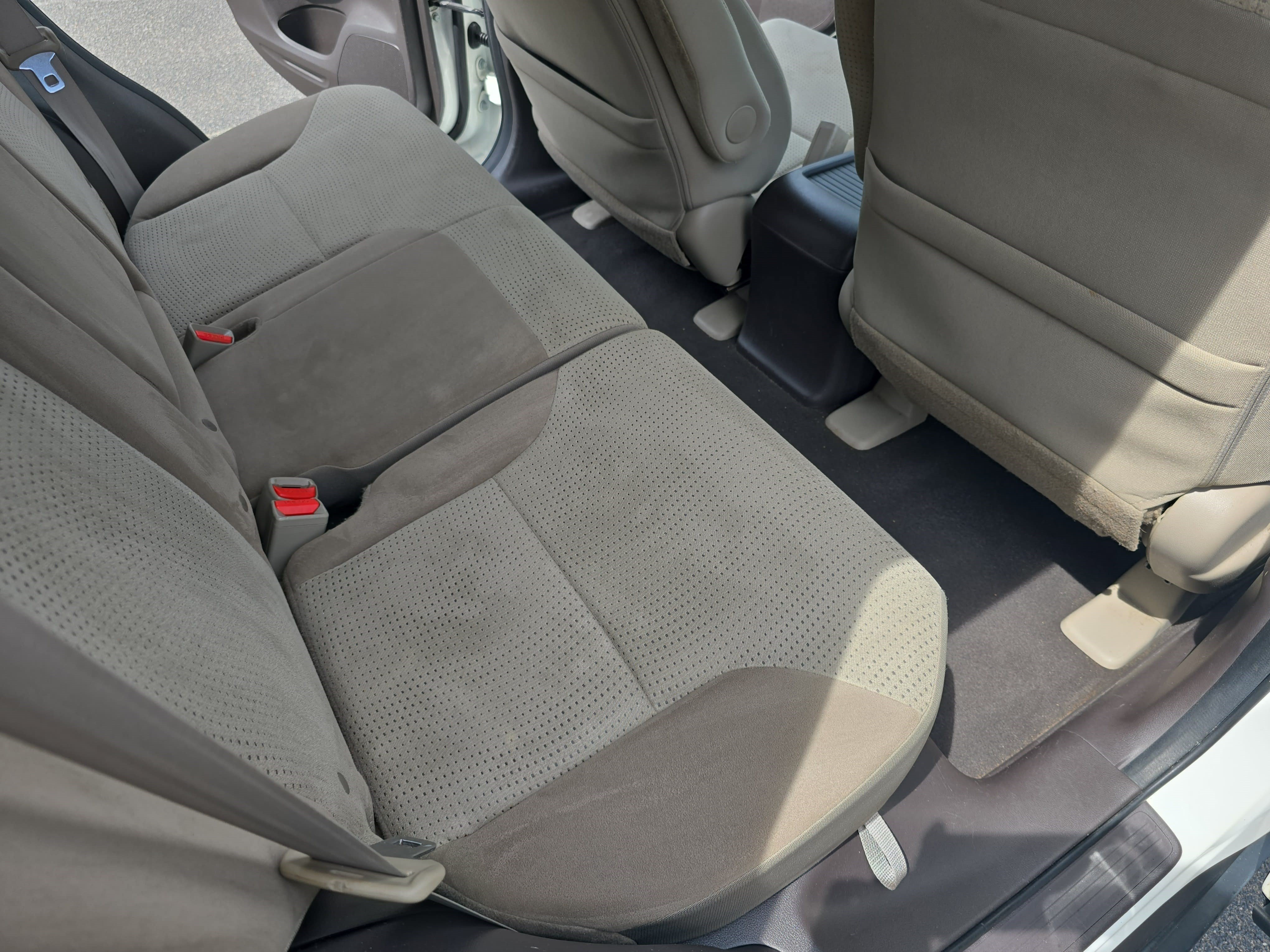 Used 2012 Honda CR-V EX image 11