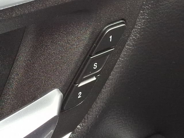 Used 2022 RAM 1500 Laramie AWD/4WD image 25