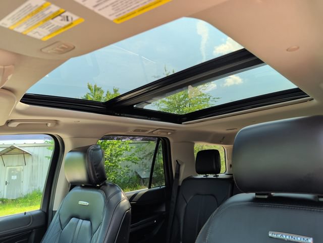 Used 2019 Ford Expedition Platinum AWD/4WD image 26