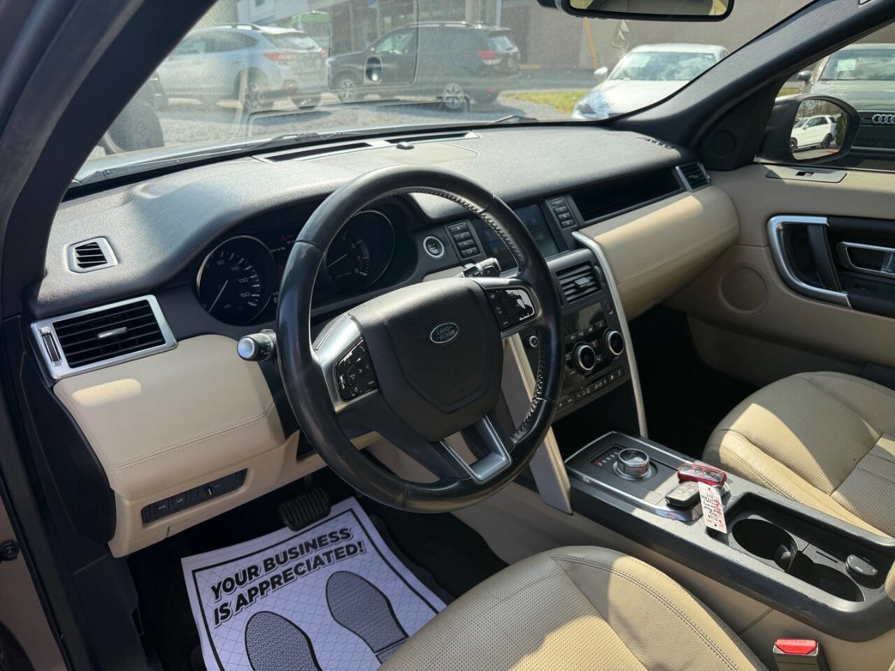 Used 2016 Land Rover Discovery Sport HSE image 10