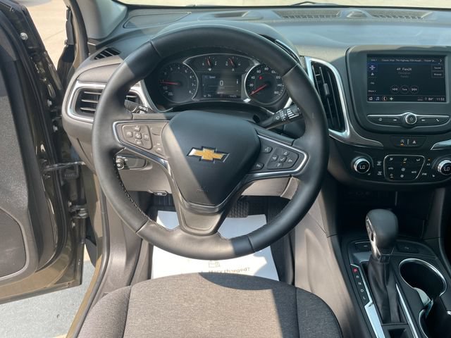 Used 2023 Chevrolet Equinox LT AWD/4WD image 23