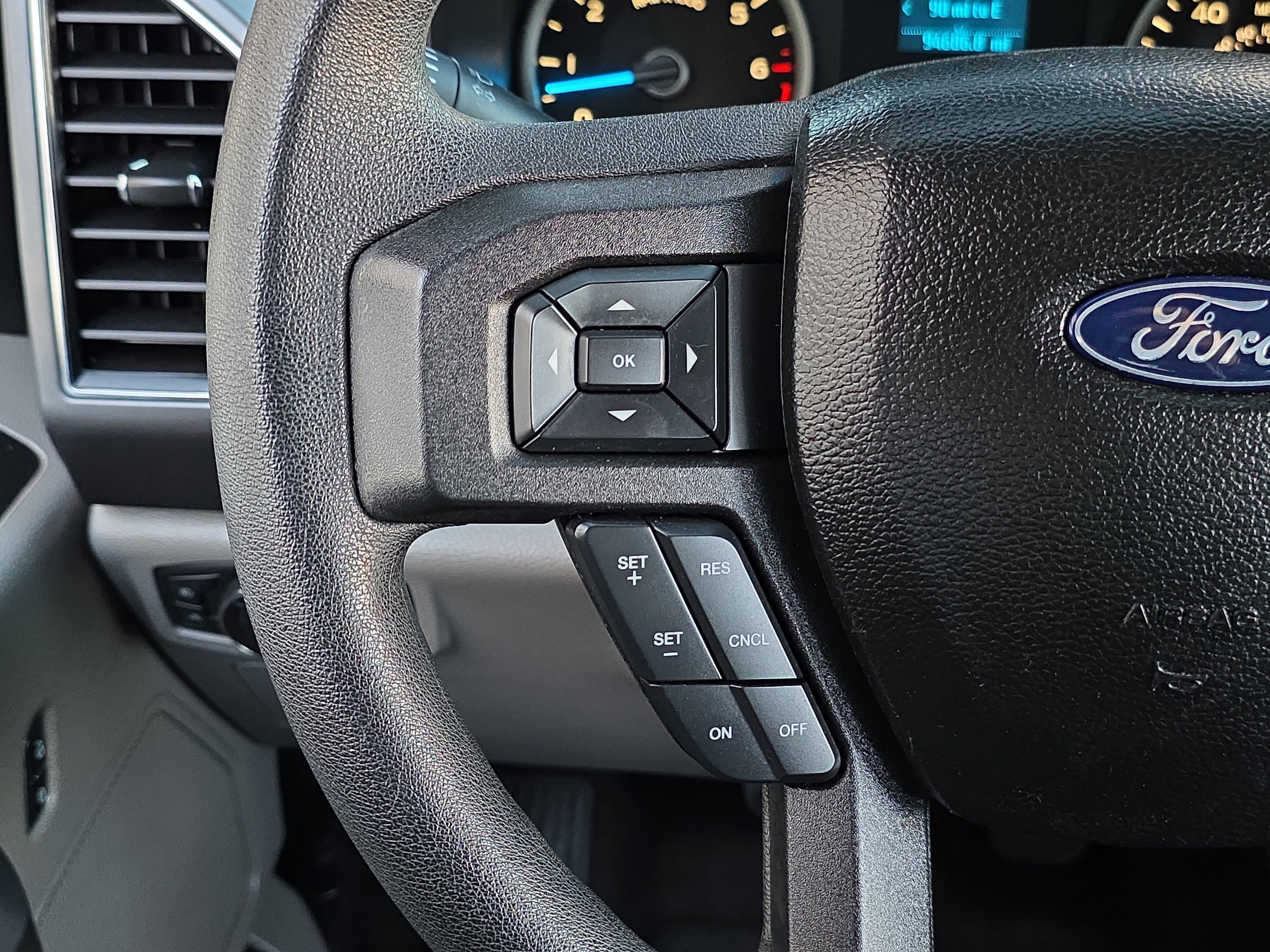 Used 2017 Ford F150 XLT image 17