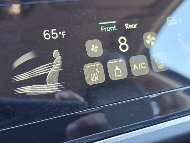 Used 2025 Genesis GV80 2.5T Standard AWD/4WD image 35