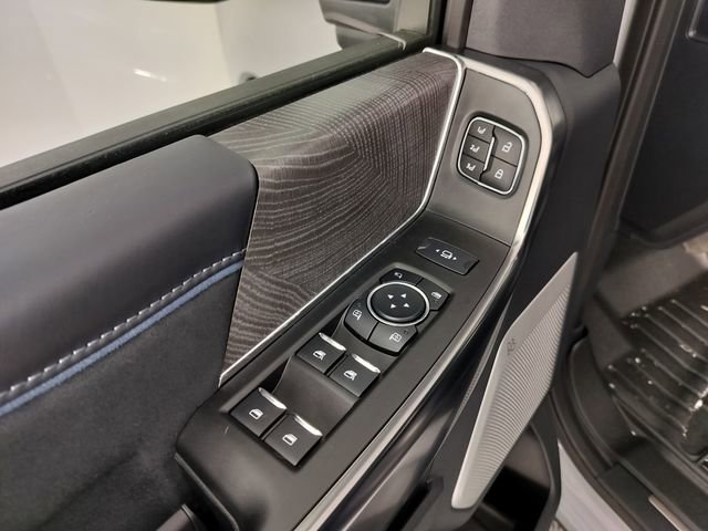 Certified 2025 Ford F350 Platinum AWD/4WD image 44