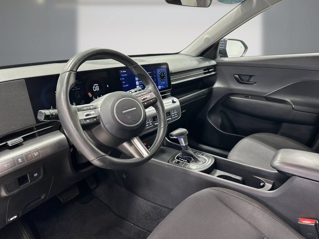 Certified 2025 Hyundai Kona SEL FWD image 14