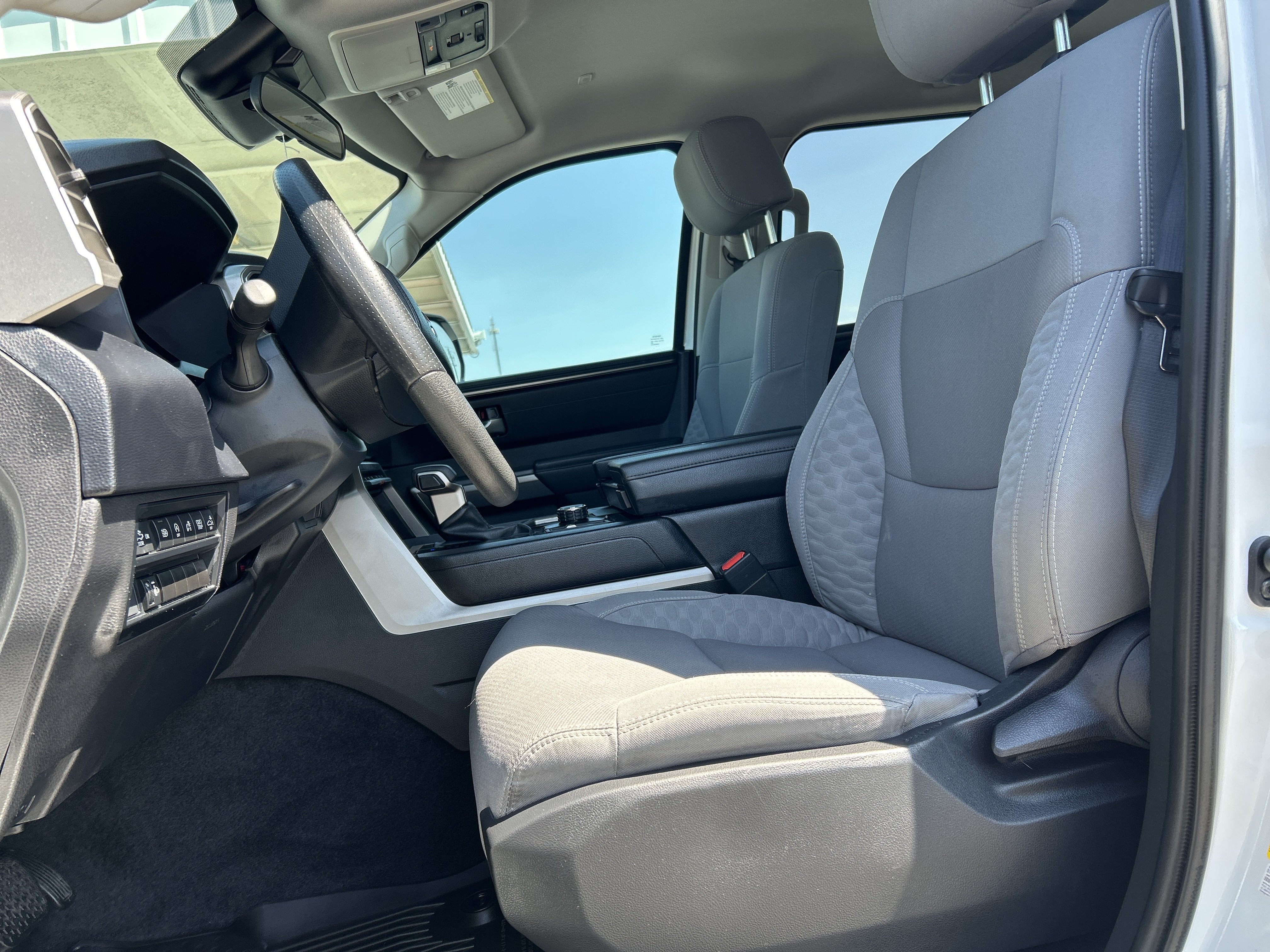 Used 2024 Toyota Tundra SR5 w/ SR5 Convenience Package AWD/4WD image 10