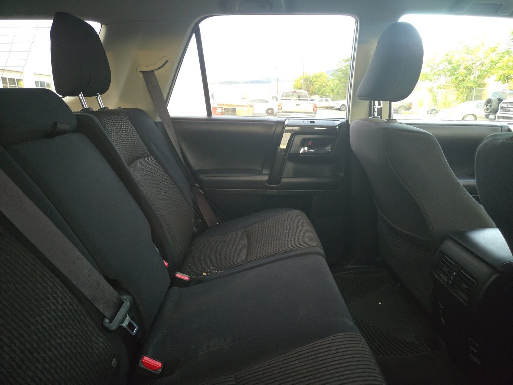 Used 2019 Toyota 4Runner TRD Off-Road AWD/4WD image 9