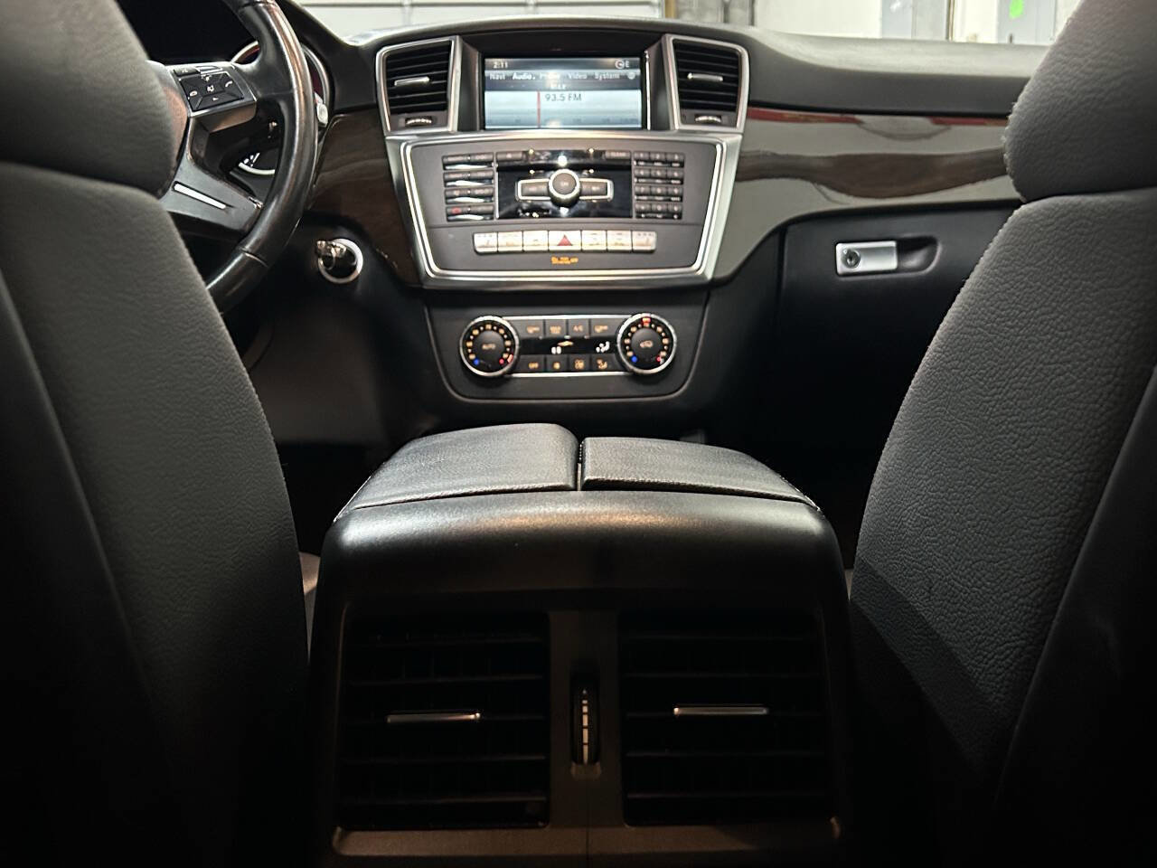 Used 2015 Mercedes-Benz ML 250 BlueTEC 4MATIC w/ Premium 1 Package image 29