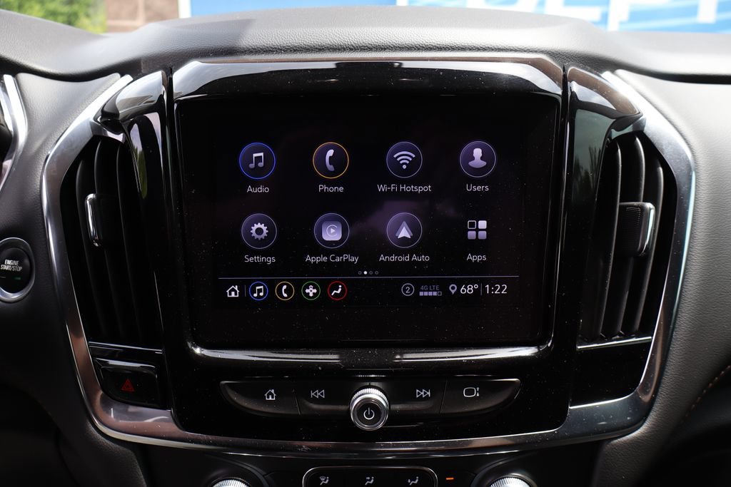 Used 2021 Chevrolet Traverse LT FWD image 19