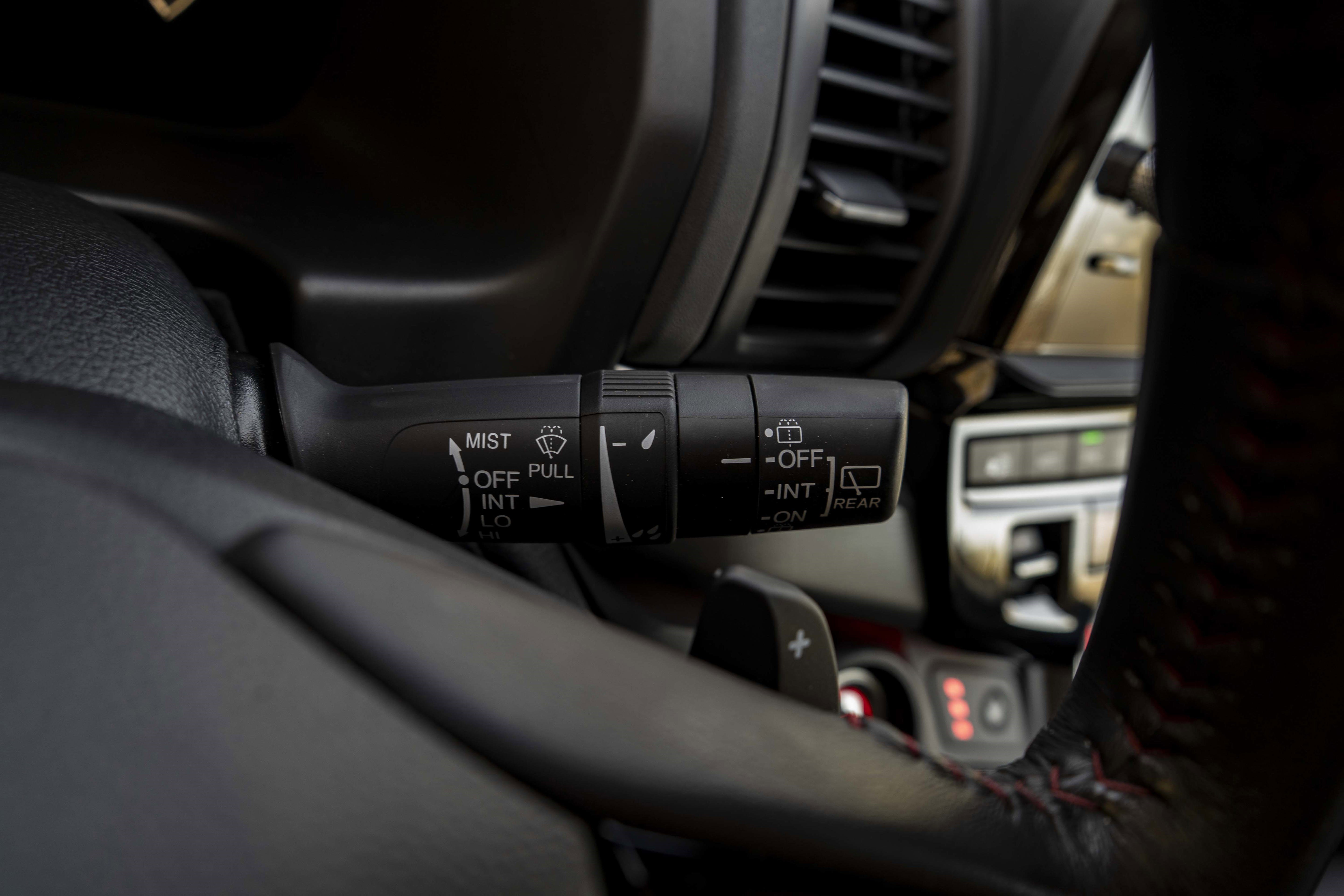 Used 2025 Honda Odyssey Sport-L image 25