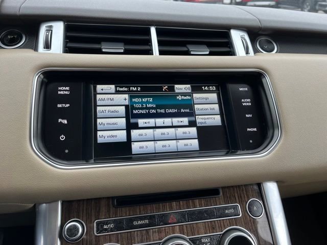 Used 2015 Land Rover Range Rover Sport SE AWD/4WD image 44