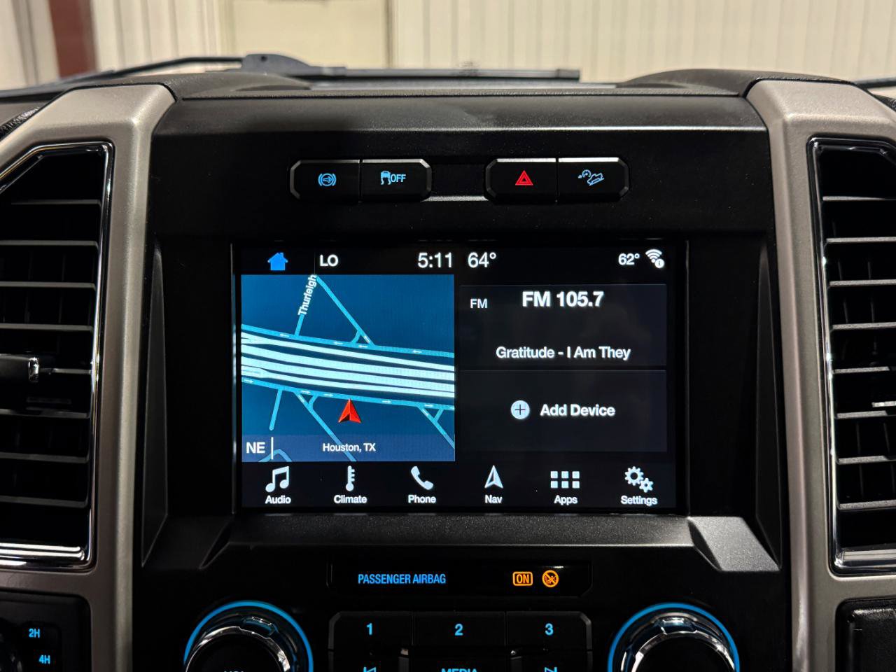 Used 2018 Ford F250 Lariat w/ FX4 Off-Road Package AWD/4WD image 36