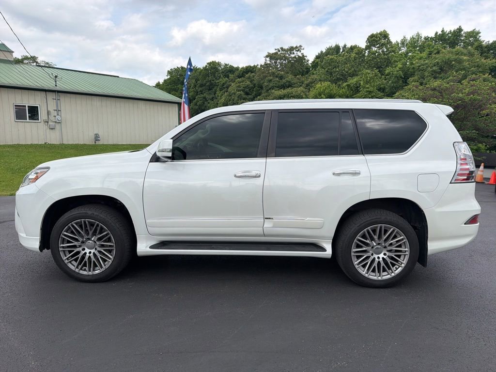 Used 2018 Lexus GX 460 Luxury w/ Preferred Accessory Package AWD/4WD image 8