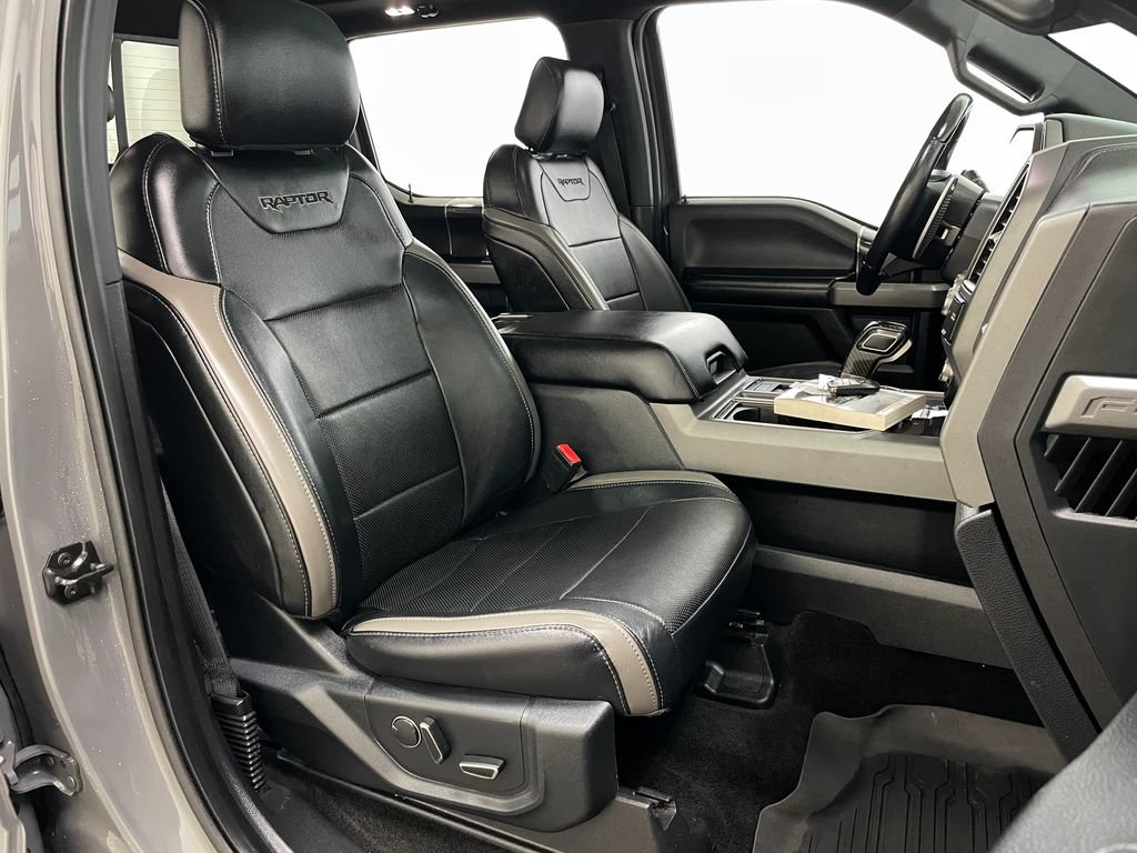 Used 2018 Ford F150 Raptor w/ Equipment Group 802A Luxury AWD/4WD image 42