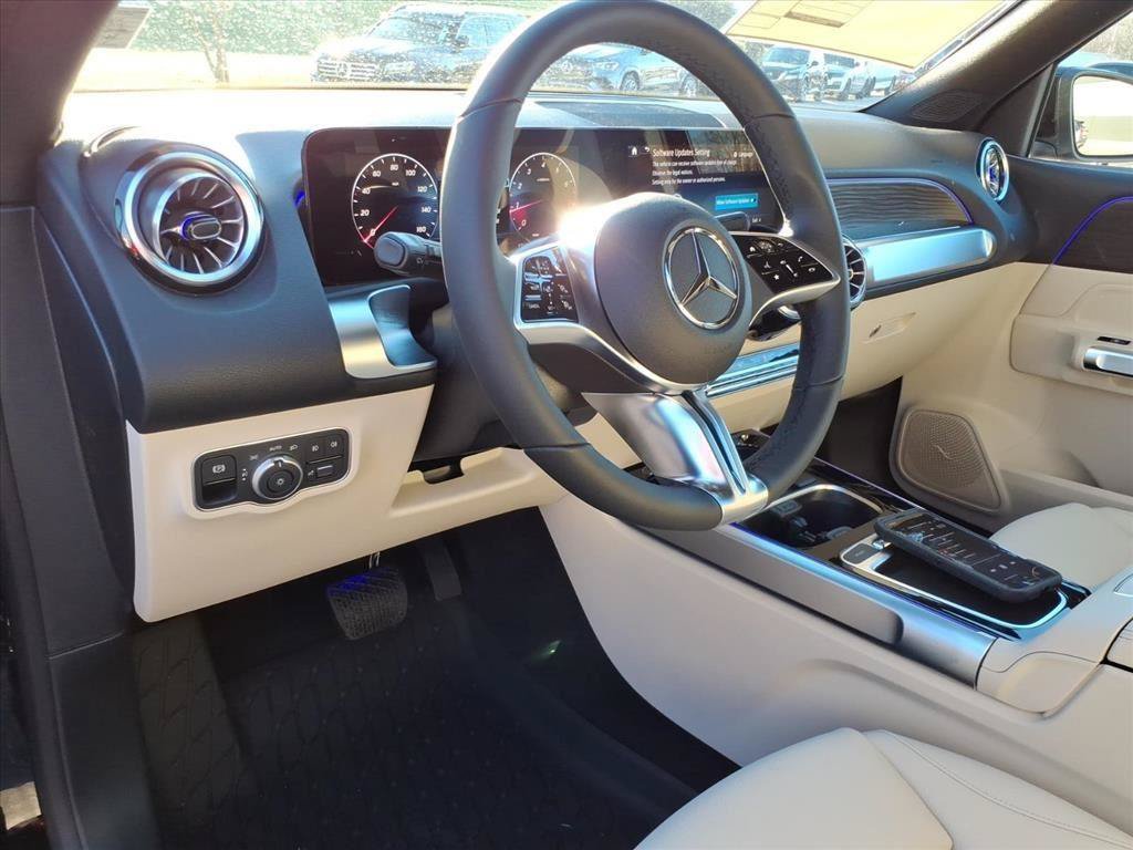 New 2026 Mercedes-Benz GLB 250 image 10