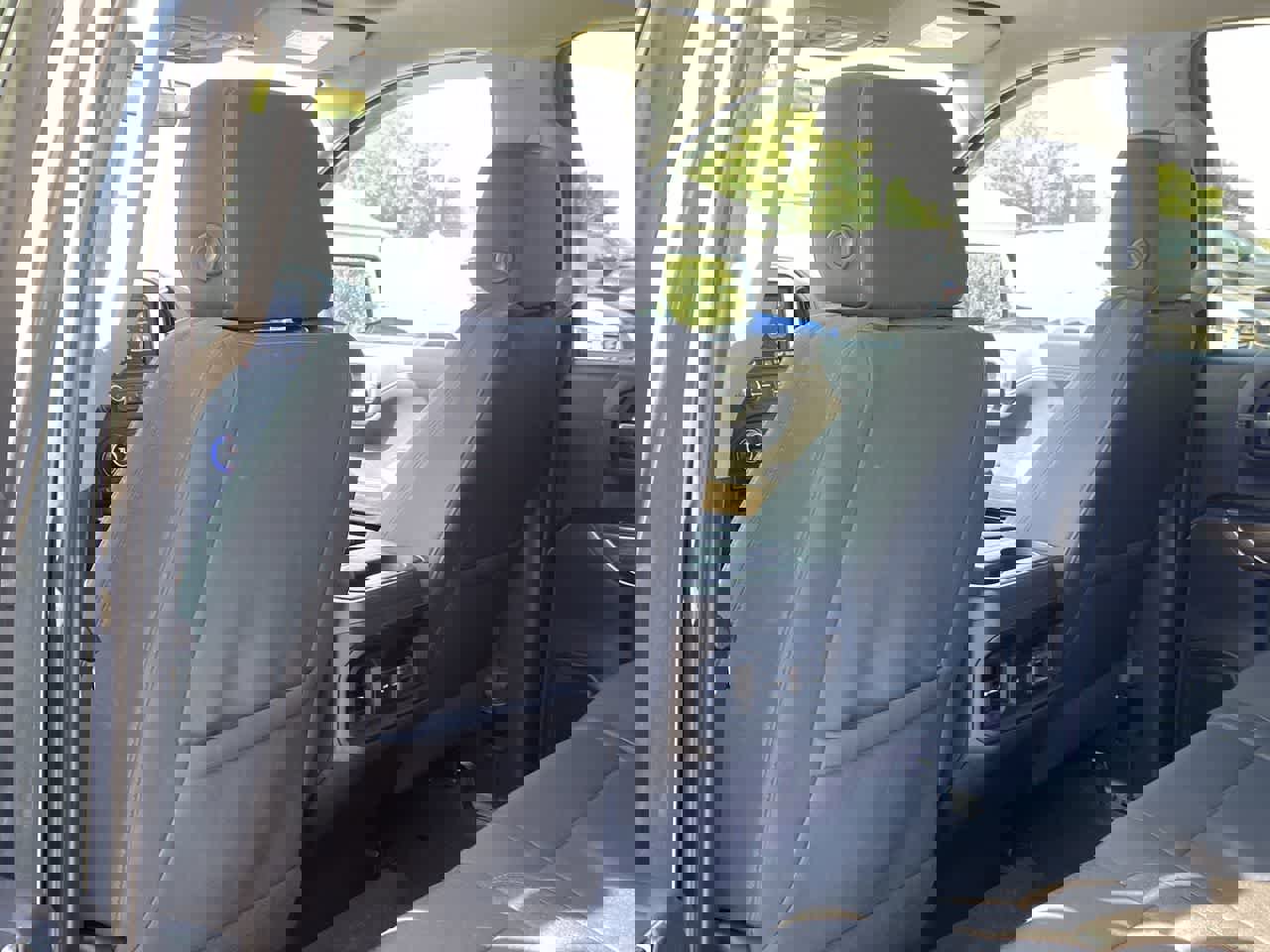 Used 2020 Chevrolet Silverado 1500 RST image 17