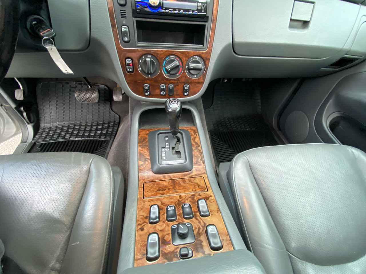 Used 1999 Mercedes-Benz ML 320 4MATIC image 23