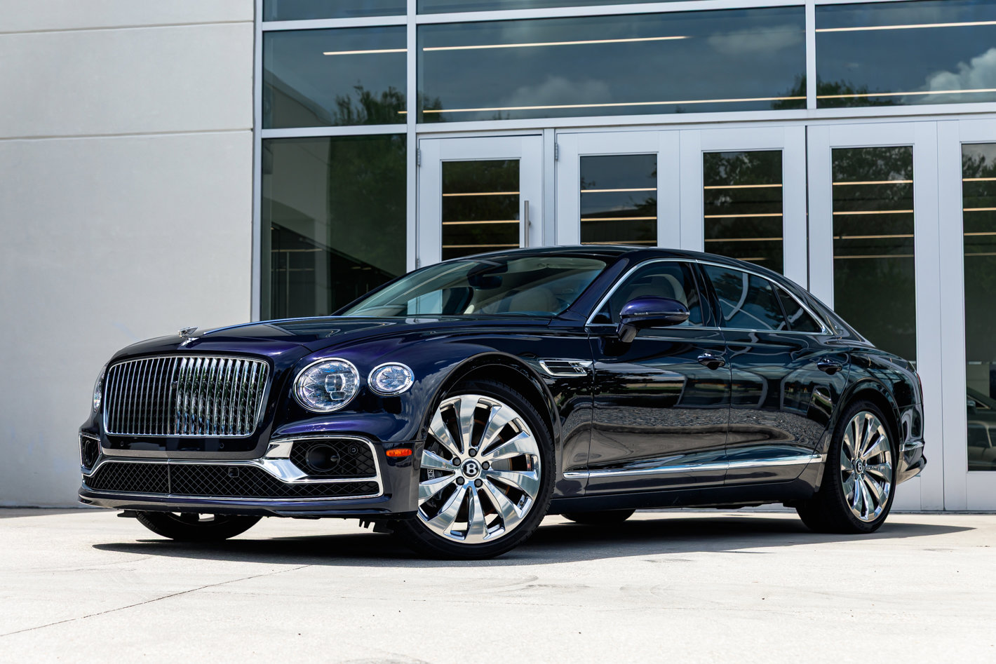 Certified 2024 Bentley Flying Spur V8