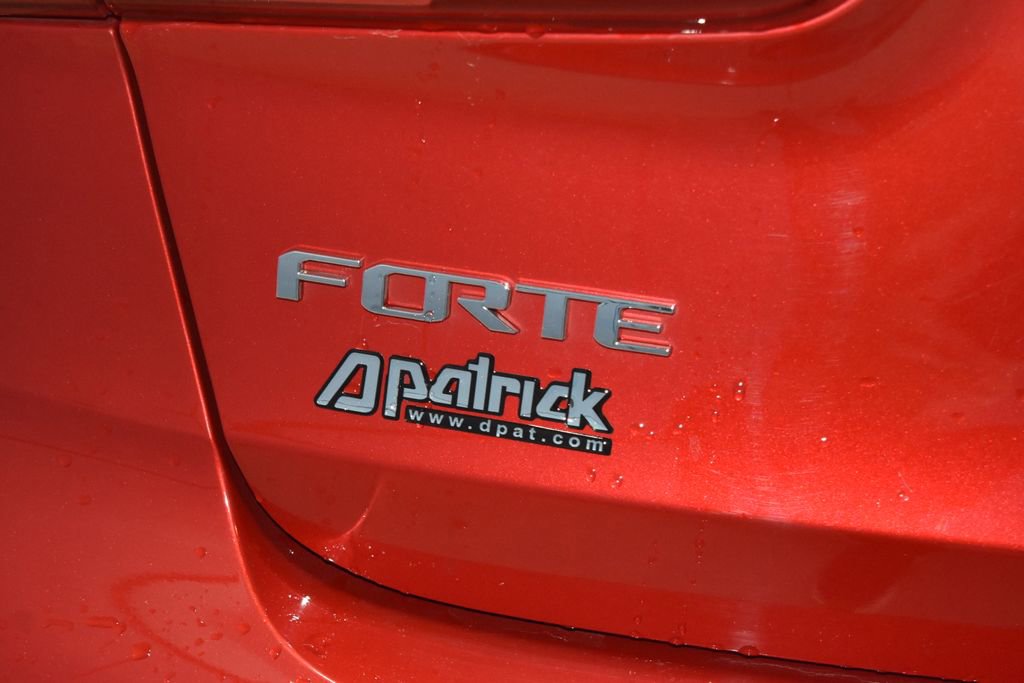 Used 2017 Kia Forte S w/ S Technology Package image 27