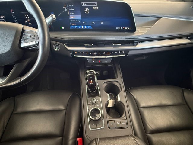 Certified 2025 Cadillac XT4 Premium Luxury AWD/4WD image 3