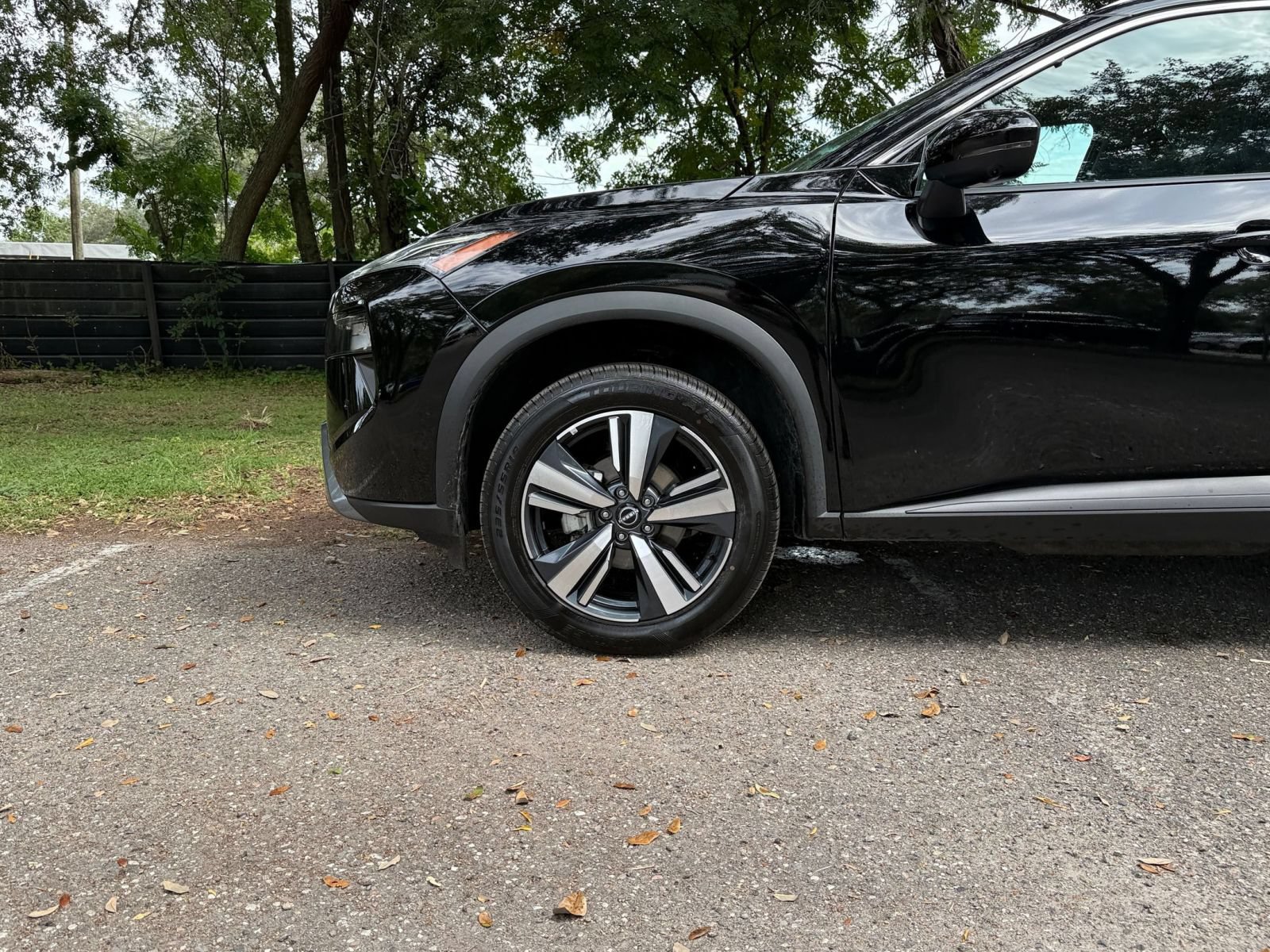 Used 2026 Nissan Rogue SL AWD/4WD image 9