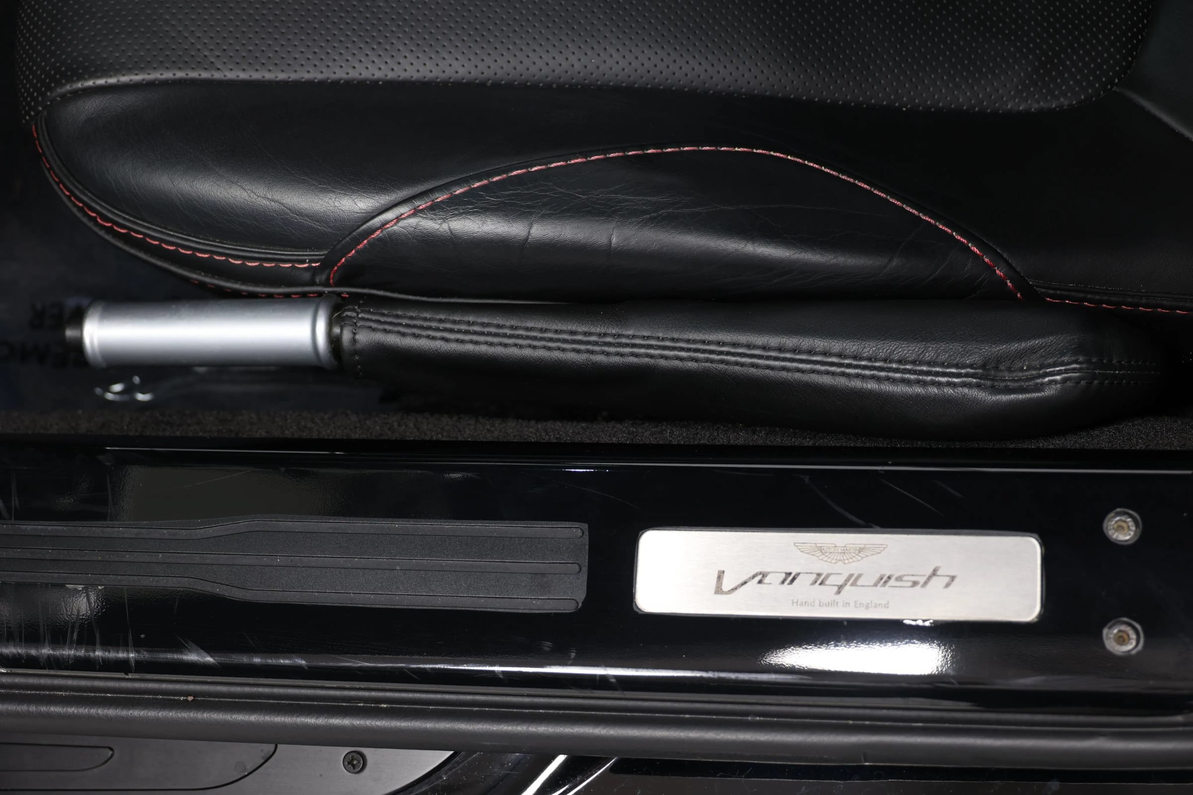 Used 2014 Aston Martin Vanquish Coupe RWD image 16