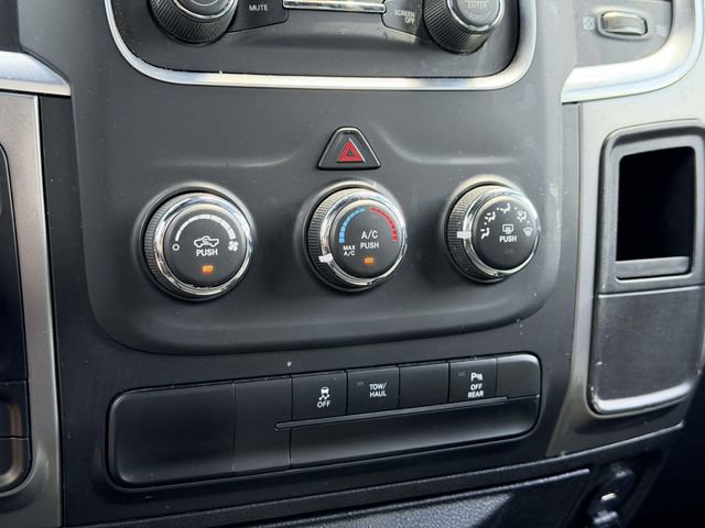 Used 2024 RAM 1500 Warlock AWD/4WD image 21