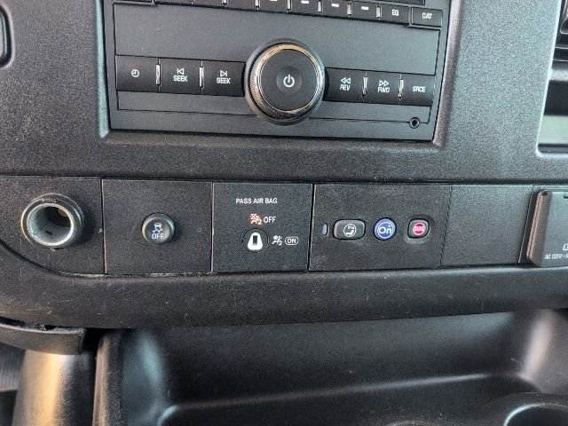 Used 2024 Chevrolet Express 2500 w/ Driver Convenience Package image 28