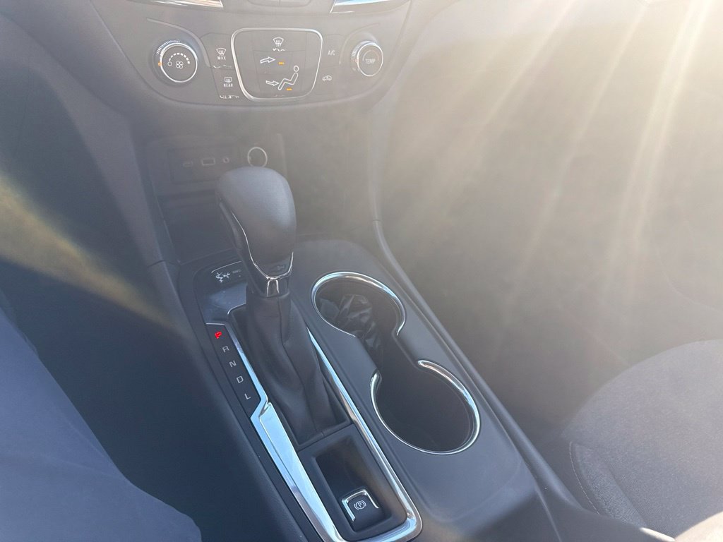 Used 2023 Chevrolet Equinox LT AWD/4WD image 16