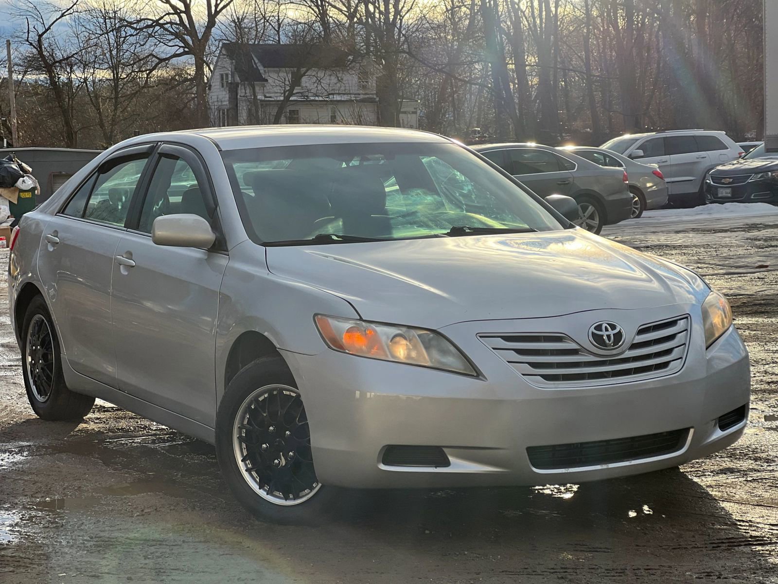 Used 2009 Toyota Camry LE FWD image 8