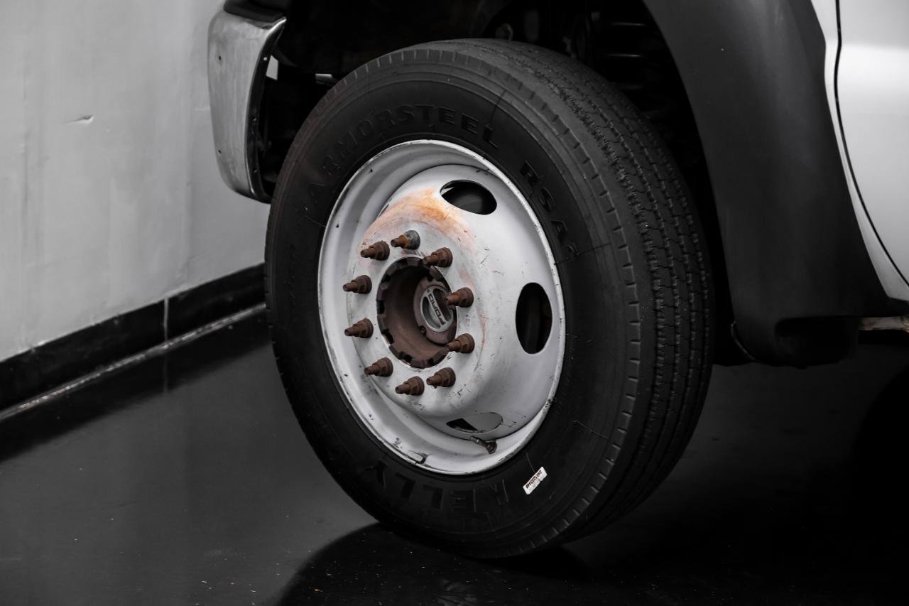 Used 2016 Ford F550 4x4 Crew Cab Super Duty image 49