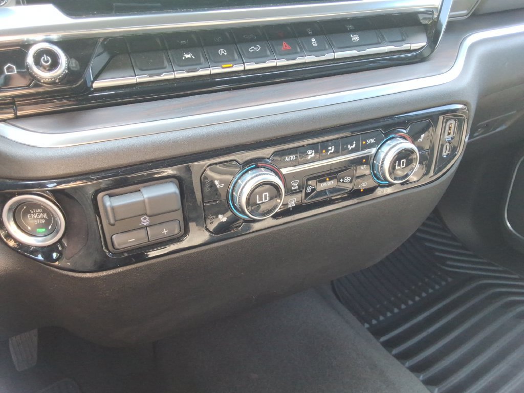 Used 2025 GMC Sierra 1500 SLT RWD image 34